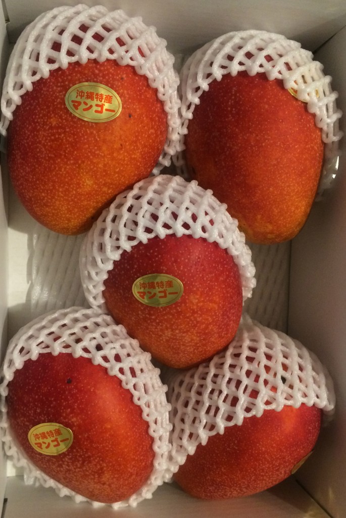 戦争があったら決して口にできない沖縄産のマンゴーです