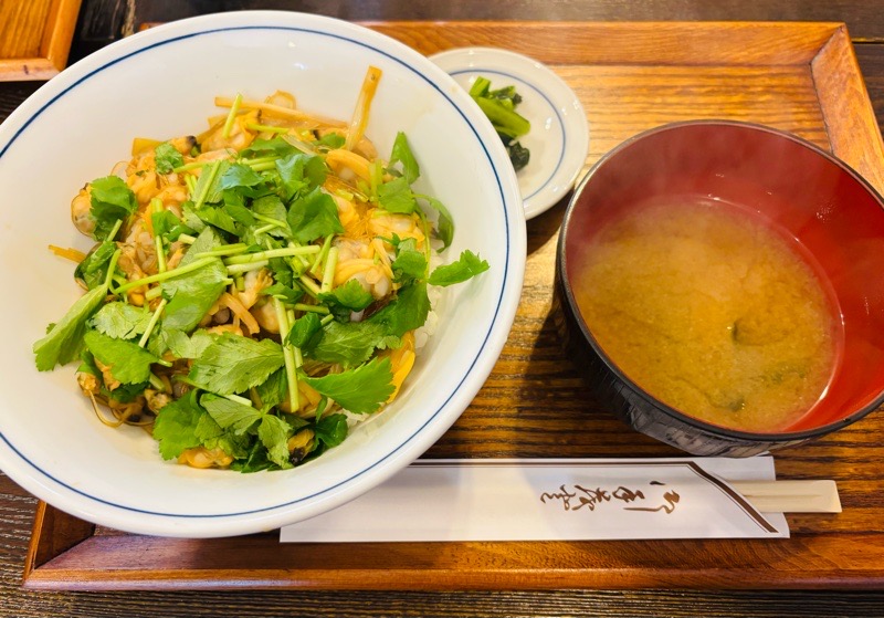 連休は清澄白河の「福佐屋」で深川丼〜清澄公園の平和で清浄な空気を堪能しました。